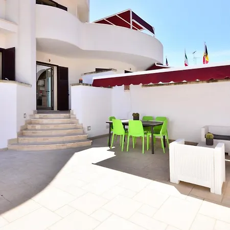 Damavi 2 * Torre dell'Orso