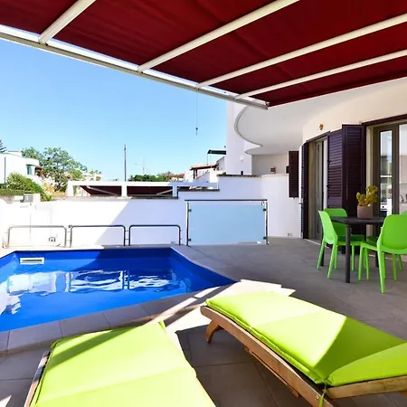 Damavi 2 * Torre dell'Orso